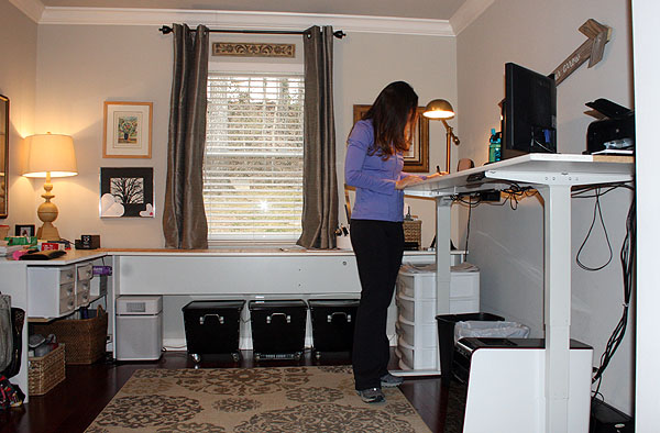 Standing to Sitting Adjustable Desk Review